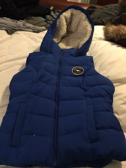 Abercrombie vest