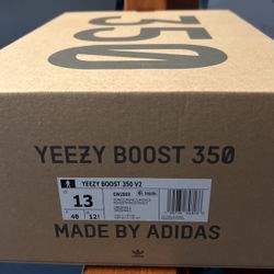 Yeezy Boost 350 V2 