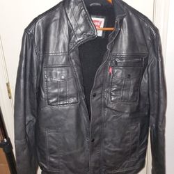 Men's Medium Levi's Jacket!