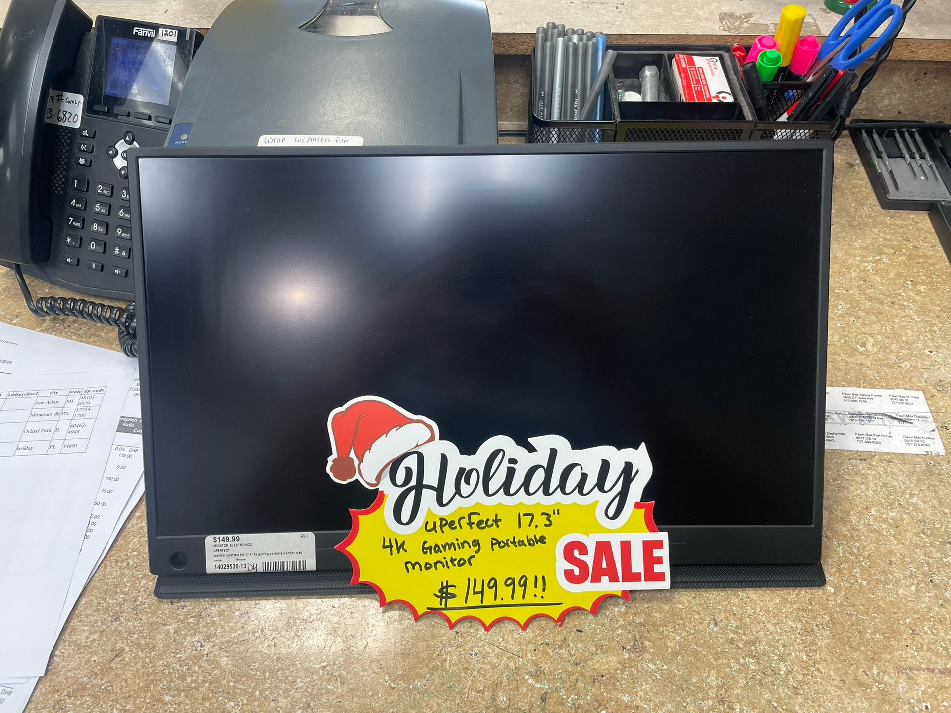 Uperfect 17.3” 4k Gaming Portable Monitor