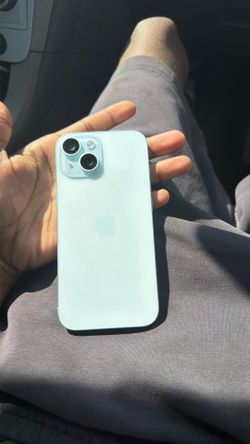 iPhone 15