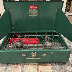 Vintage Coleman 1970’s 2 Burner Camping Stove
