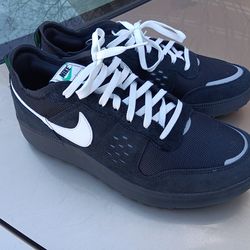 Nike City Size 11