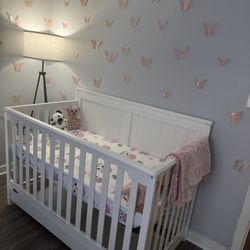 Crib + Mattress