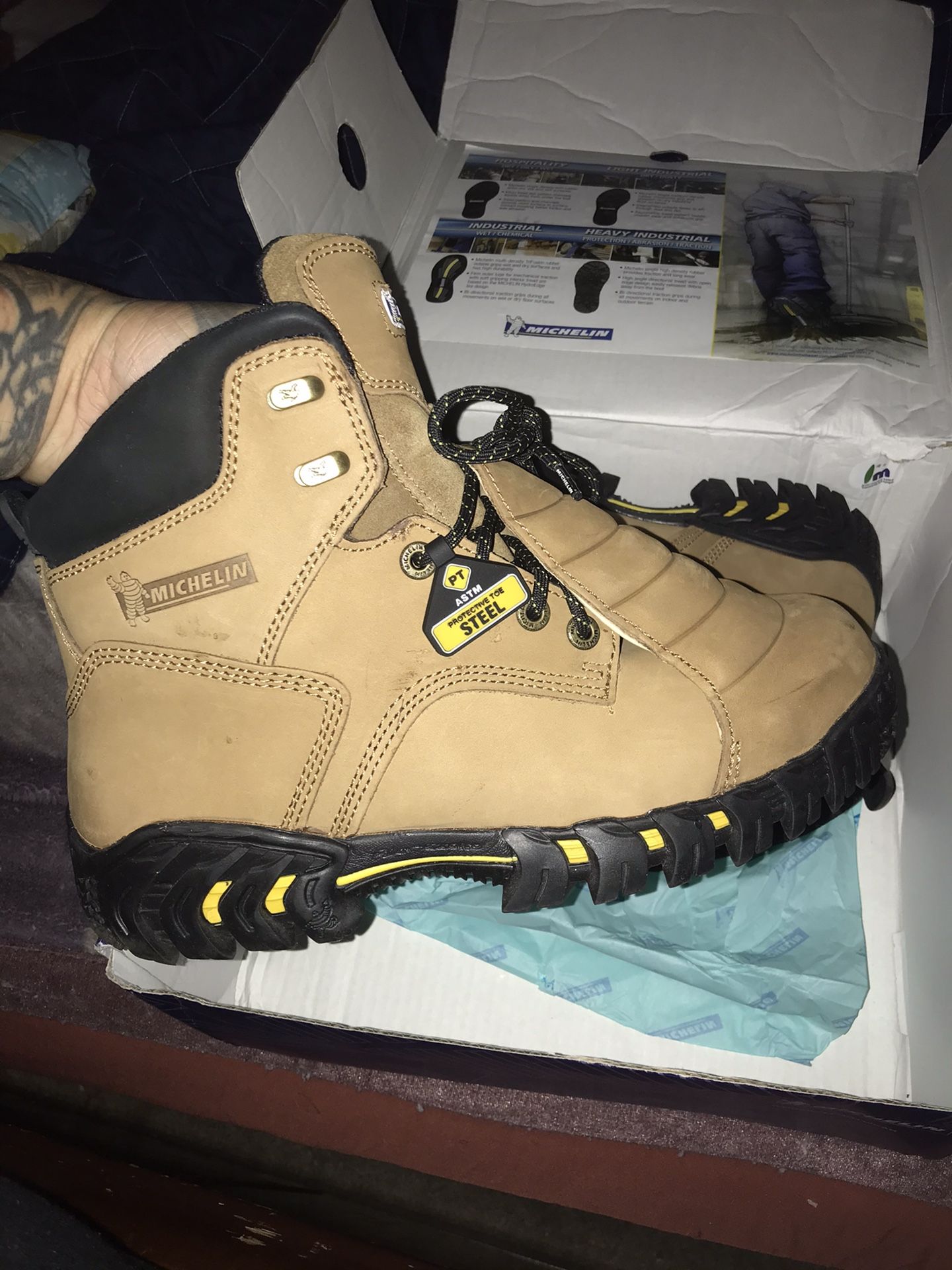 Work boots sz13