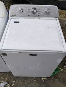 Gas Dryer G E 2 Years Old 