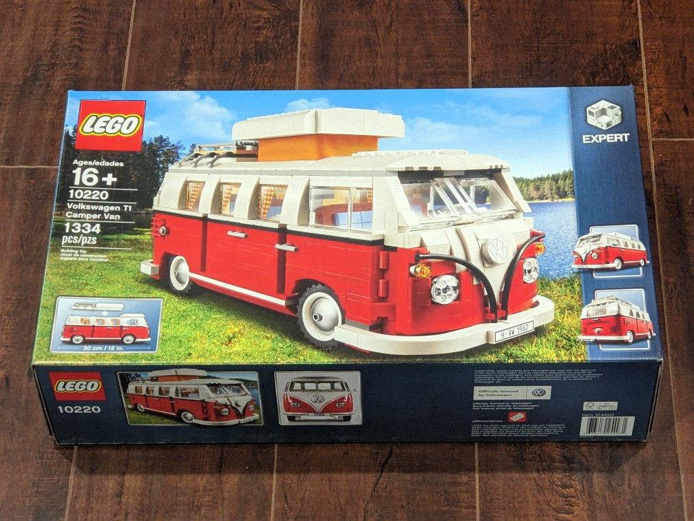 Brand New Retired LEGO #10220 Volkswagen Camper Van (VW Bus)