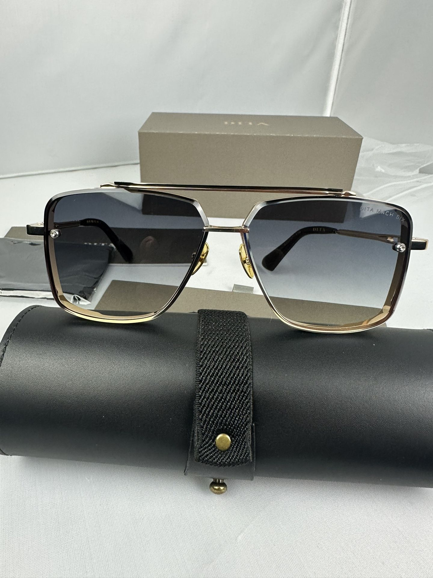 Dita MACH-SIX DTS121-62-01 Gold/Black Sunglasses Gradient Lens 62-12-130