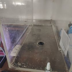 Leaking Acrylic Fish Tank