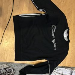 Men’s Large Champion Crewneck 
