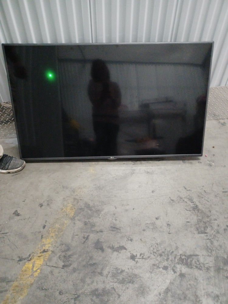 55 Inch Flat Screen TV
