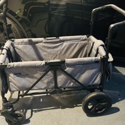 Jeep by Delta Children Collapsible Wagon Stroller 