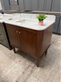 Bathroom cabinet
