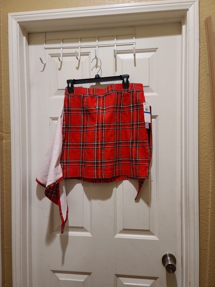 Girl's XL Skirt New $3