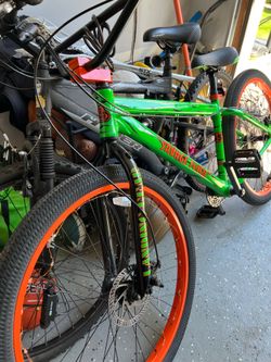 SE BIKE Savage flyer Reas DESC for more info
