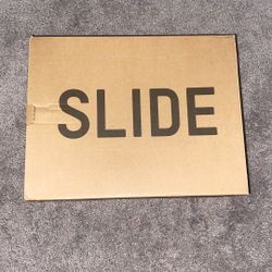Yeezy Slide 