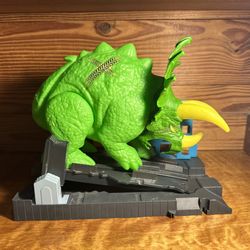 Hot Wheels City Smashing Triceratops Dinosaur Vehicle Playset ( Not Complete)