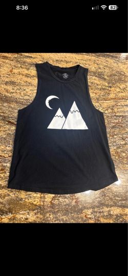 Black Sleeveless Tank Top Mountain Moon Graphic