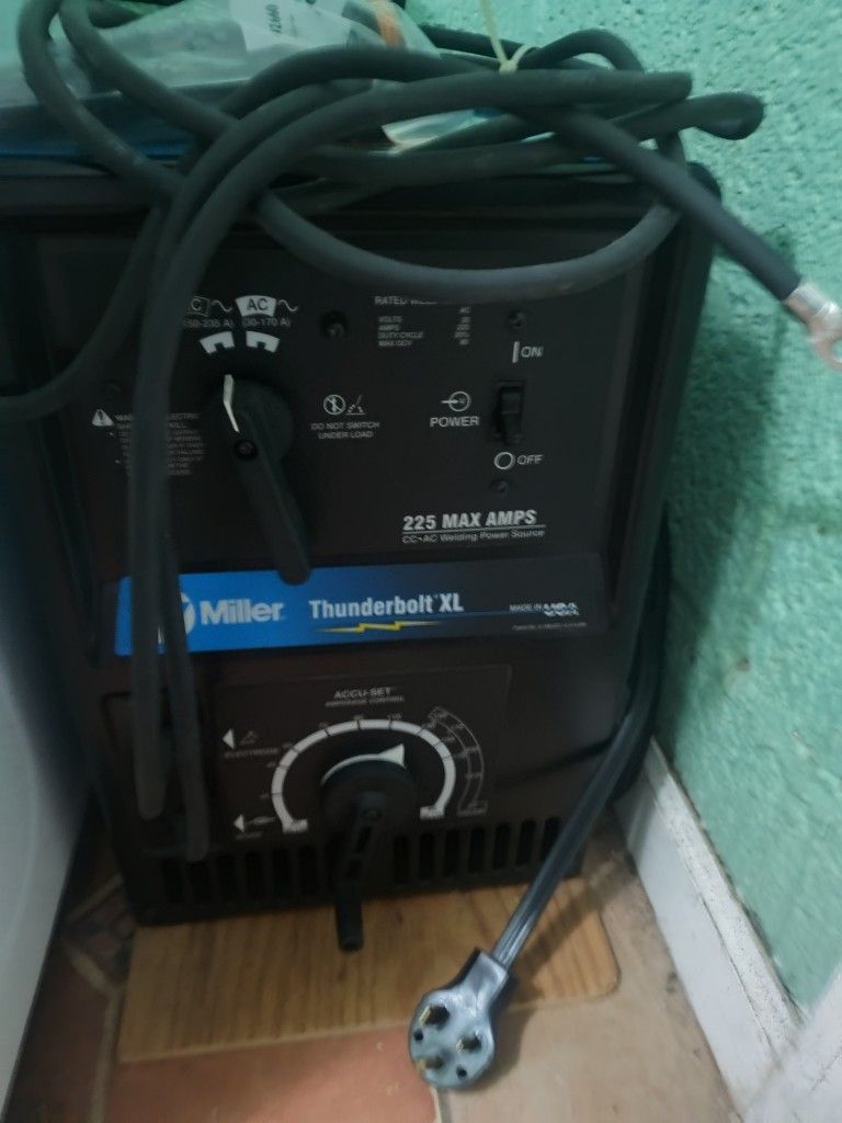 Miller Thunderbolt Xl 225 AC