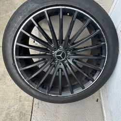 22” AMG Mercedes Rims And Tires $700