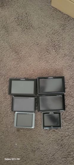 Various Models Of Garmin Gps Directions Device