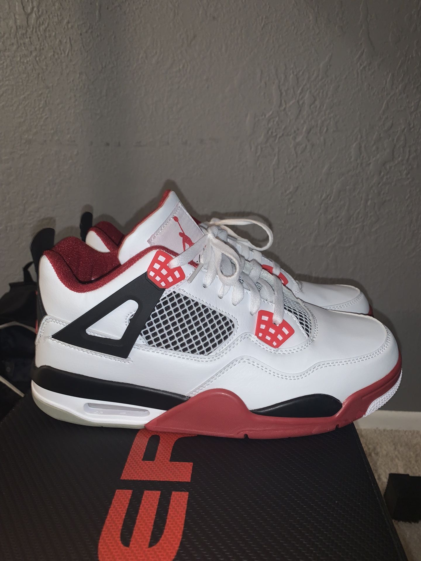 Jordan 4 Fire Red (2012) Basically Brand New Size 10 No Box 