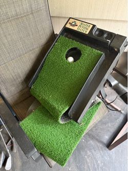 Master Golf Putting Green
