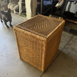 Laundry basket