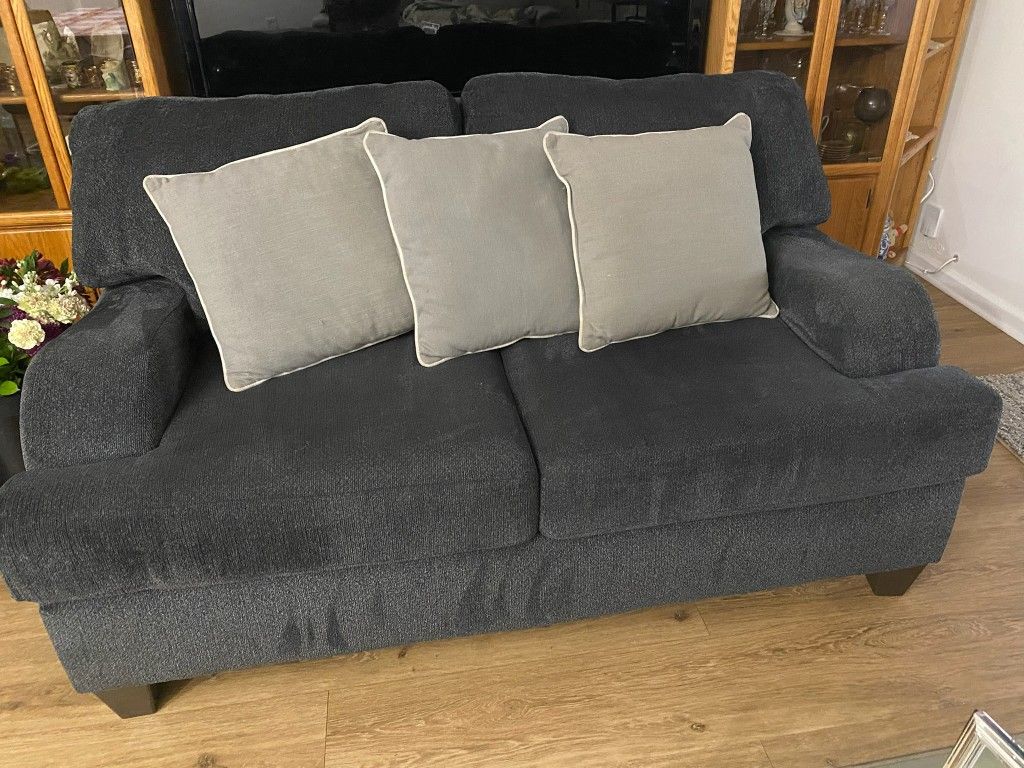 Love Seat Couch With 3 Pillows