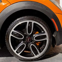 Caliper Painting, Matching Cars Paint Colour 