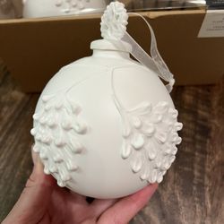 Rachel Zoe Set Of 2 Textured Pinecone White Glass  Ball Ornaments , 2 Deer