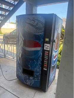 DRINK VENDING MACHINE FOR SALE