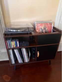 VINYL CABINET