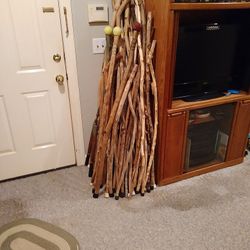 WALKIN. STICKS LIGHT WEIGHT.  RUBBER TIPED. CUT TO UR SIZE   25 DOLLARS