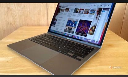 MacBook Air M1 (128GB w/ 8 gb RAM)