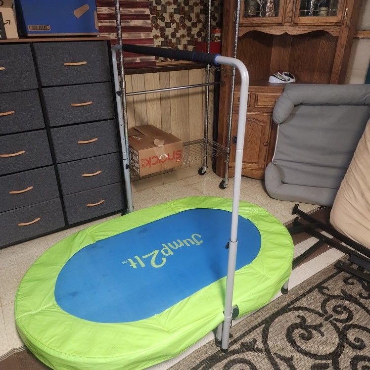 Heartsong Jump2it Indoor Trampoline