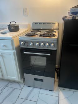 Avanti stove