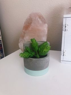Faux succulent concrete planter