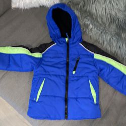 Boy Child Snow jacket size 5 / 6  very warm and waterproof
