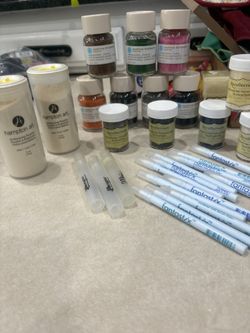 Embossing & Flocking Powders Lot