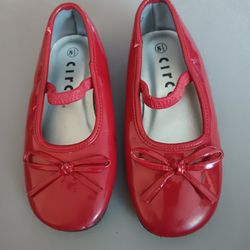 Girls Toddler Size 8.5,  Circo Red Patten Leather Shoes 