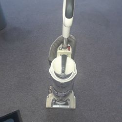 Shark Swivel Vacuum