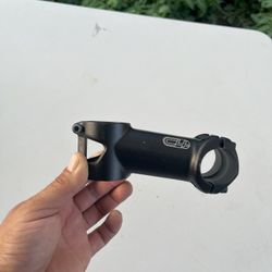 1.5 Lefty Stem