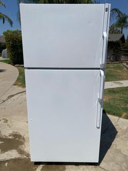 30 Inch Two Doors Top Freezer with Ice Maker Machine Refrigerator