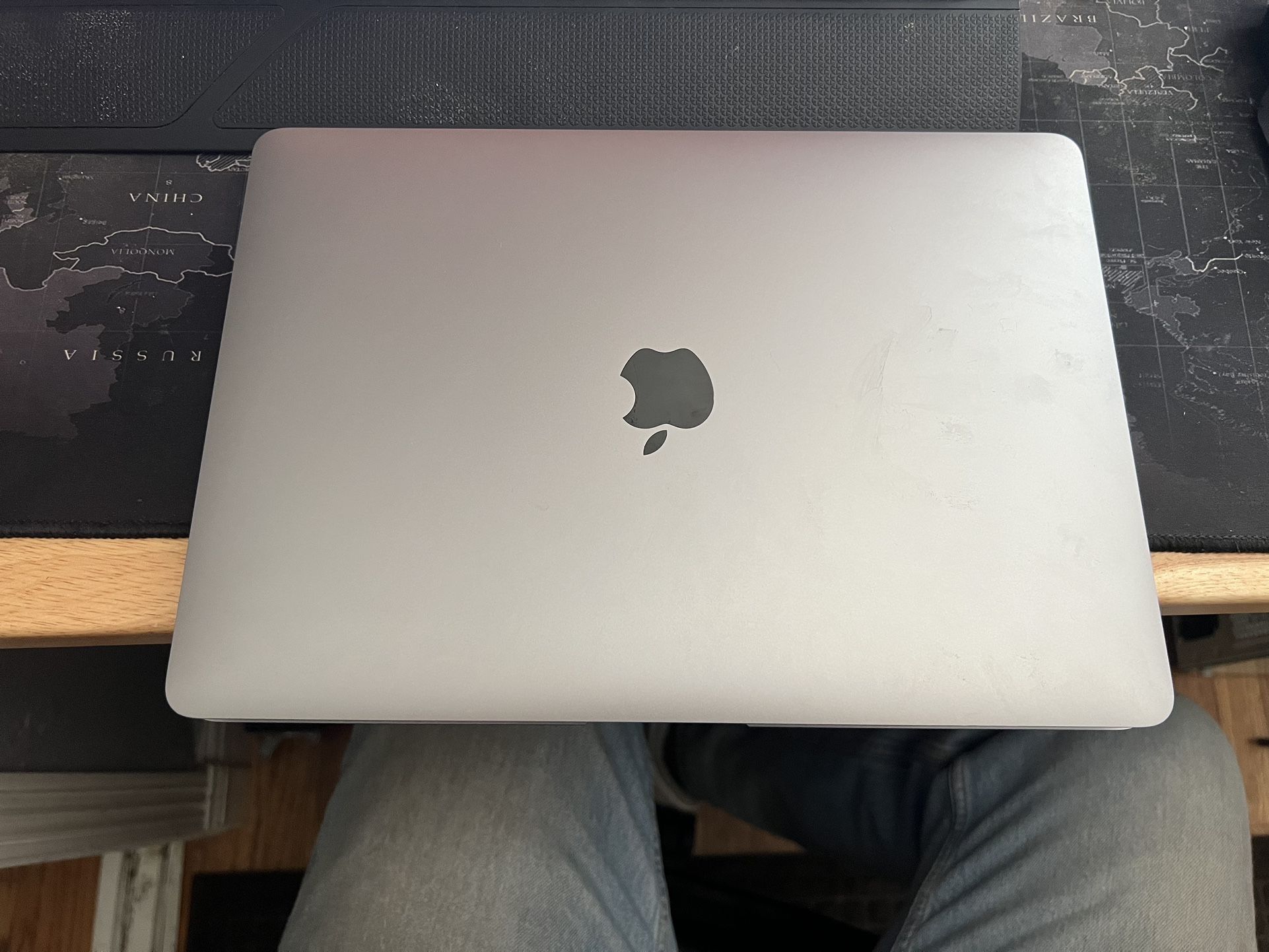 M1 MacBook(2020) No Charging Block.