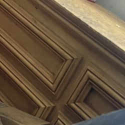 Chest of Drawers $20
