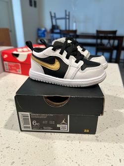 Size 6c Shoes with Box