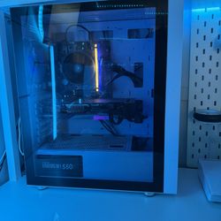 Powerful White Gaming Desktop – Ryzen 5 / 32GB RAM / RX 6750 XT / 2TB Storage + Accessories