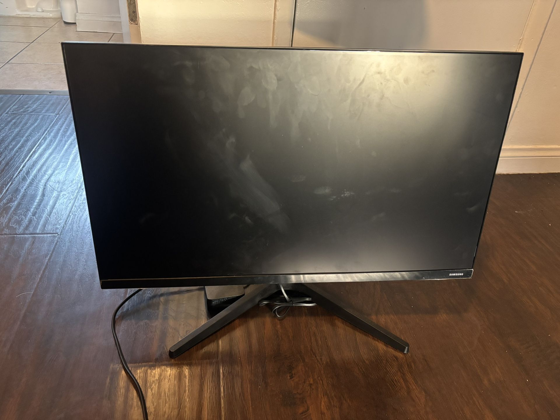 27” Samsung Monitor