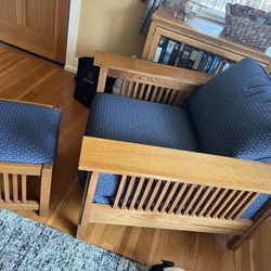 Mission Style Lounge Chair And Ottoman